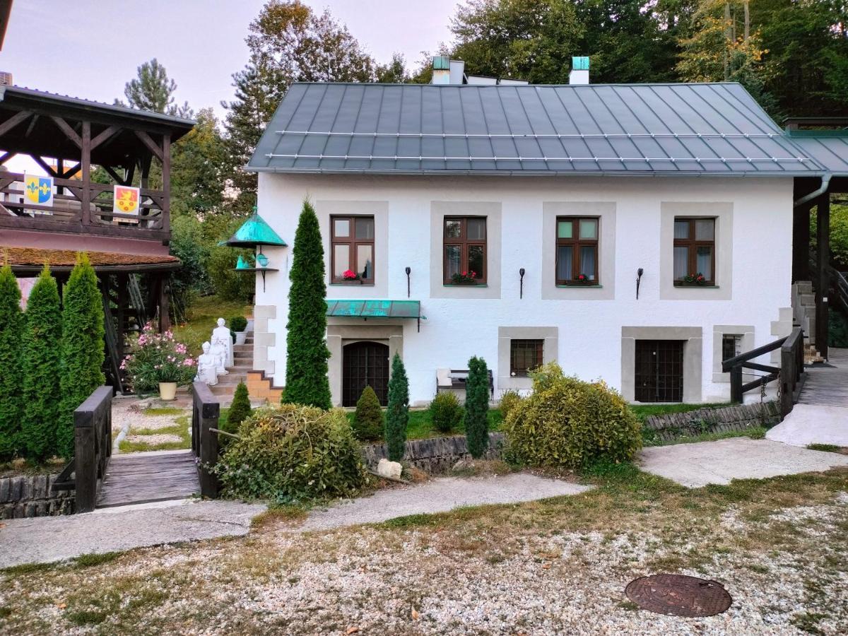 Paracelsus House Банска-Бистрица Экстерьер фото