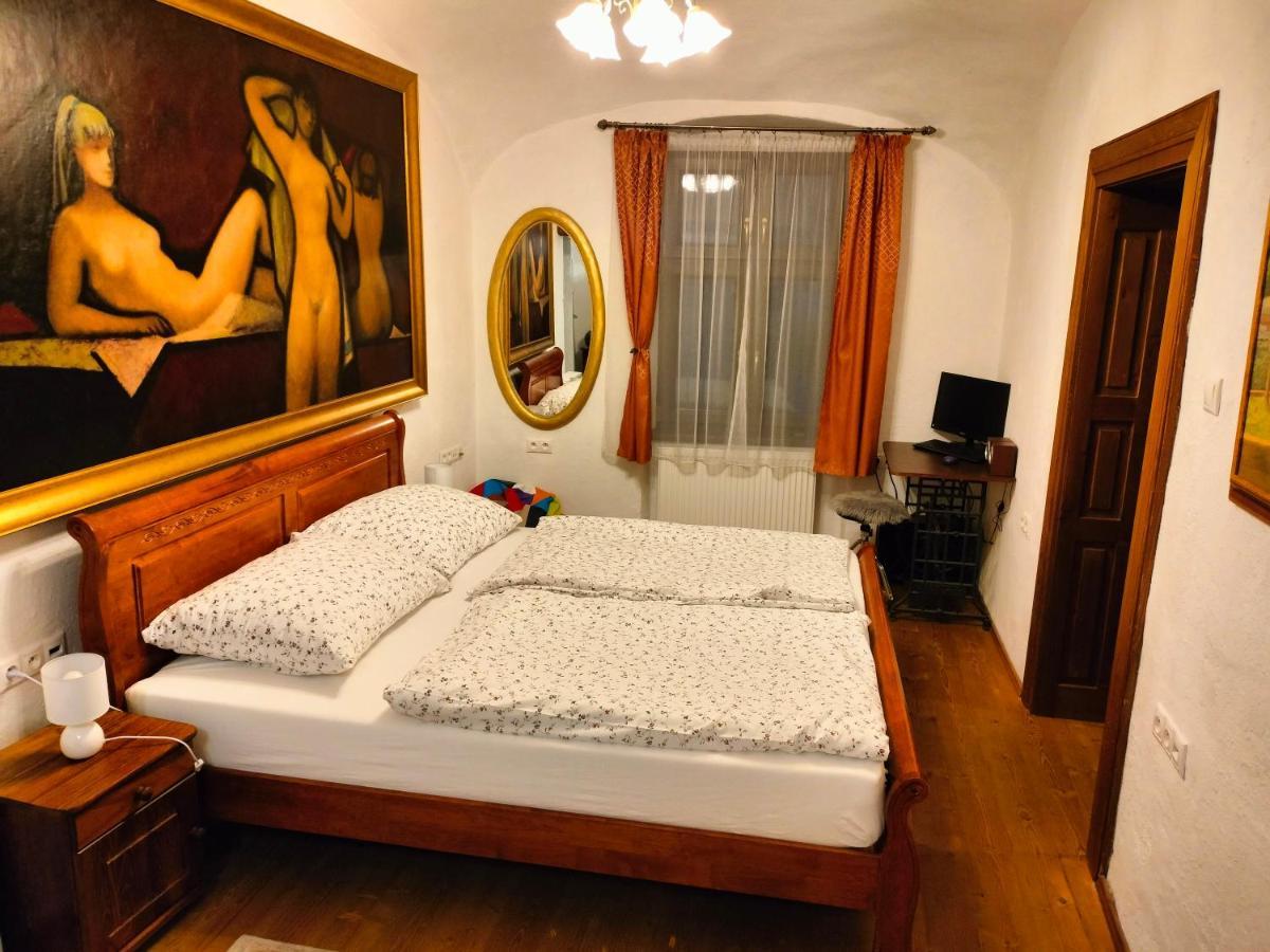Paracelsus House Банска-Бистрица Экстерьер фото
